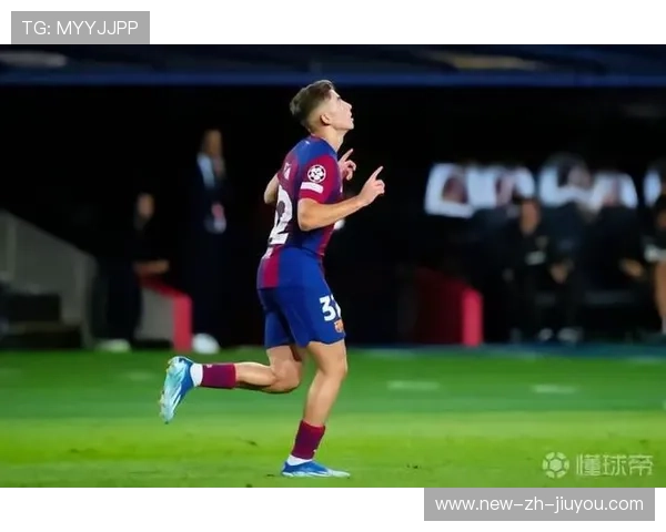 巴萨中路渗透连续成功，费尔明小范围配合亮眼